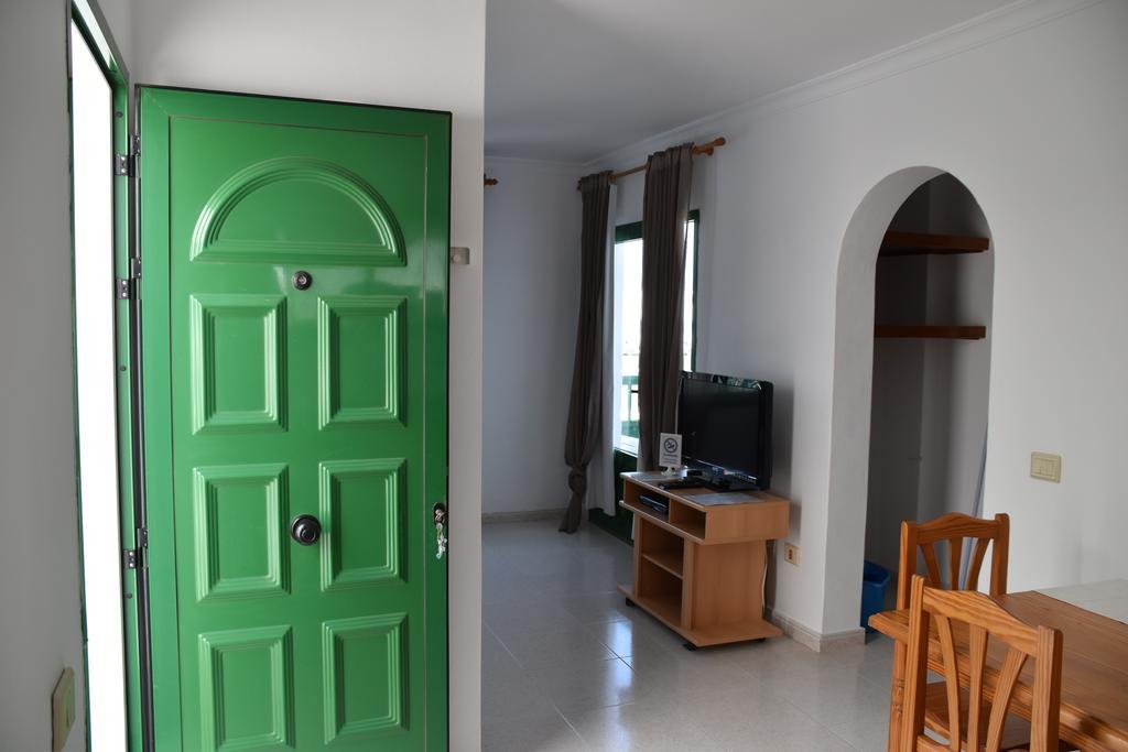 Alhambra Apartamentos Tías Buitenkant foto