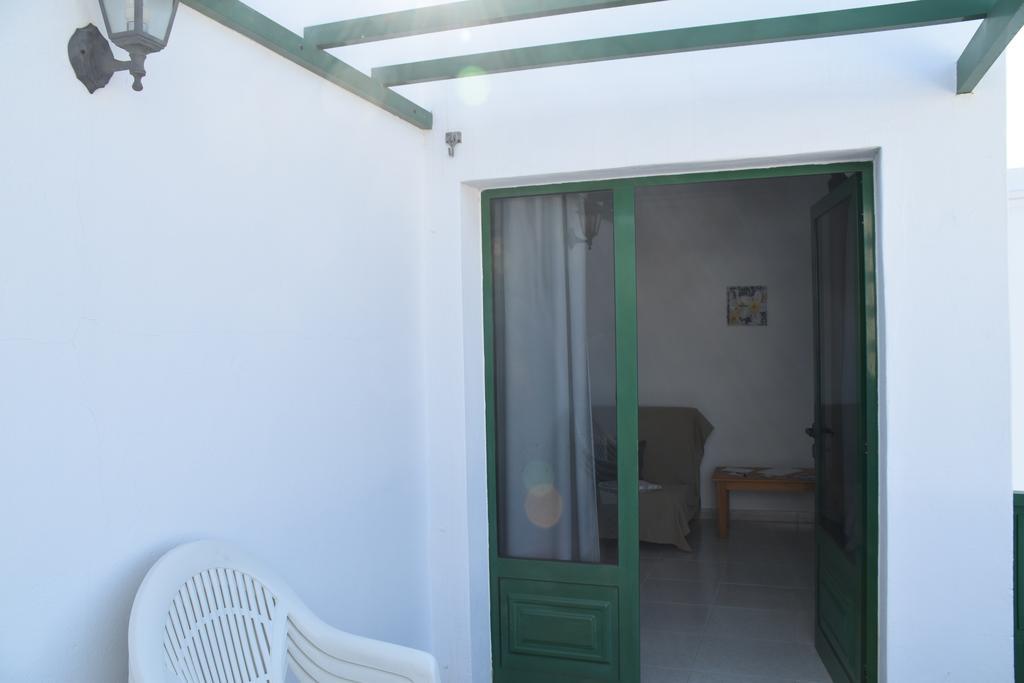 Alhambra Apartamentos Tías Buitenkant foto